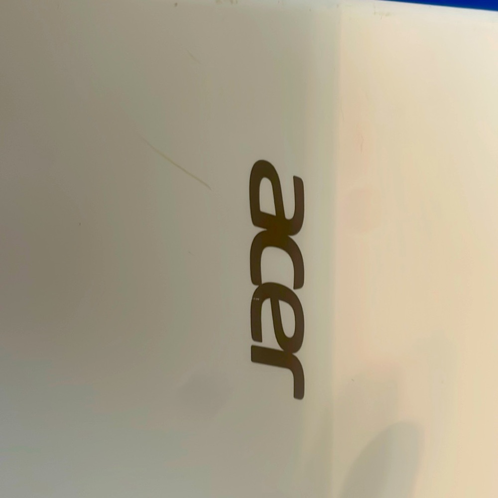 Size 12 inch color white brand Acer